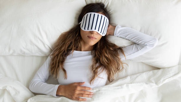 How Evening Screen Habits Affect Rest and Recovery