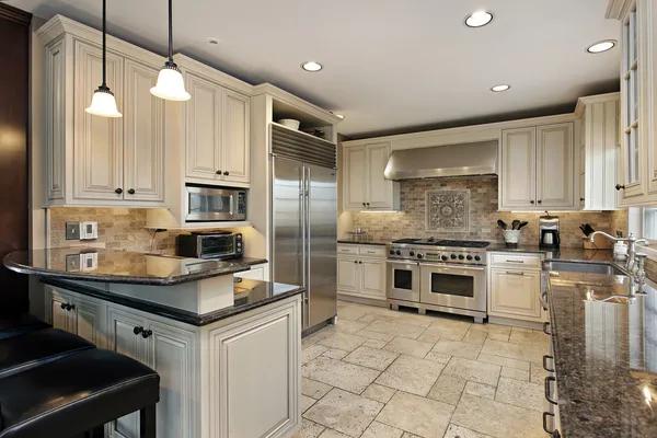 Upgrade Your Home with Custom Kitchen Cabinets Scottsdale