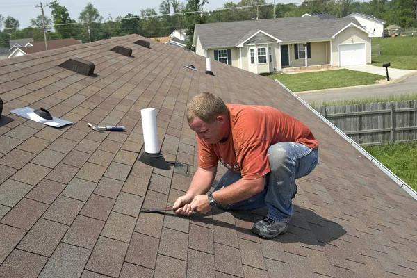 Roofing Contractor Indianapolis Services Backed by Experience & Trust